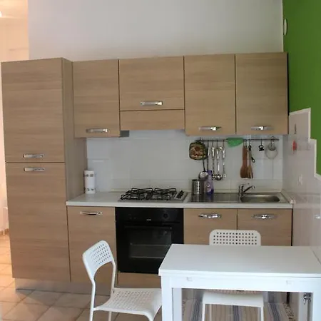 Alojamento de Acomodação e Pequeno-almoço Monolocale Sul Mare *